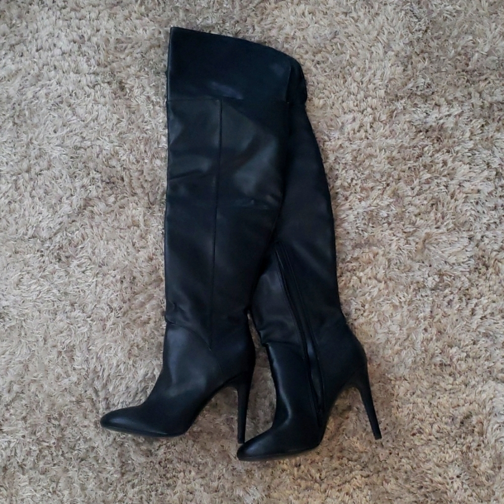 Over The knee boots